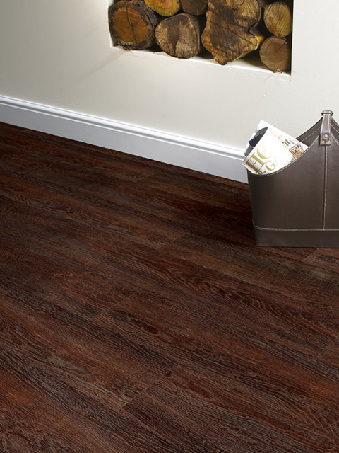 P137. Lamin8 Dark Sawn Plank