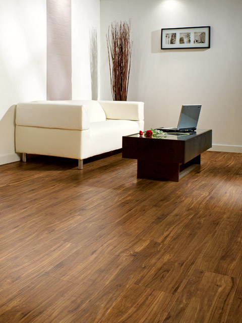 P138. Lamin8 American Walnut Plank