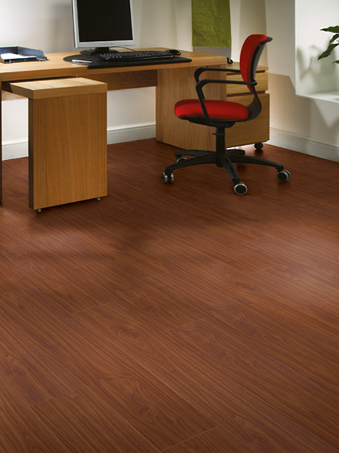 P141. Lamin8 Walnut Plank