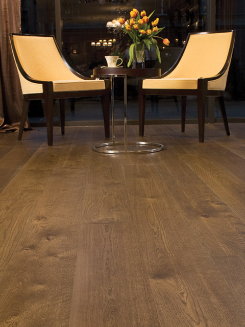 P78. Windsor Oak Rustic Dark Oiled Plank
