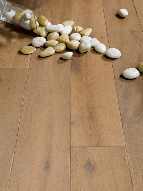 P89. Chepstow White Smoked A&D Oak Plank