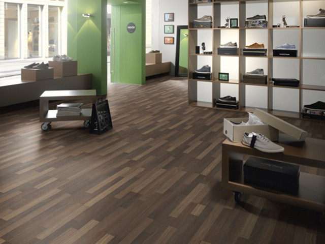 Egger H2782 Patchwood Walnut Wood Flooring - Laminate Flooring - Wood Flooring