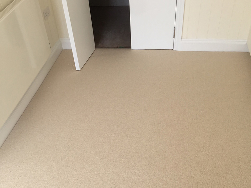 Kersaint Cobb Impressions Loop Honey Tone carpet installation_6