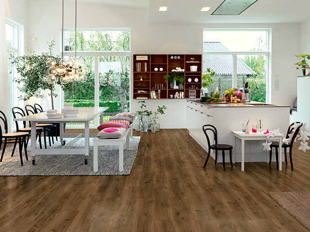Pergo Vinyl - Classic Plank - VXX07-40019 - Guide - Vinyl Flooring