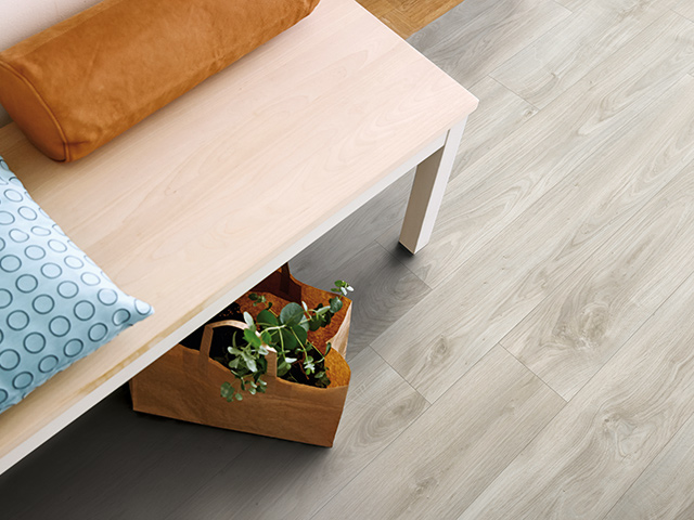 Pergo Vinyl - Classic Plank - VXX07-40036 - News - Vinyl Flooring
