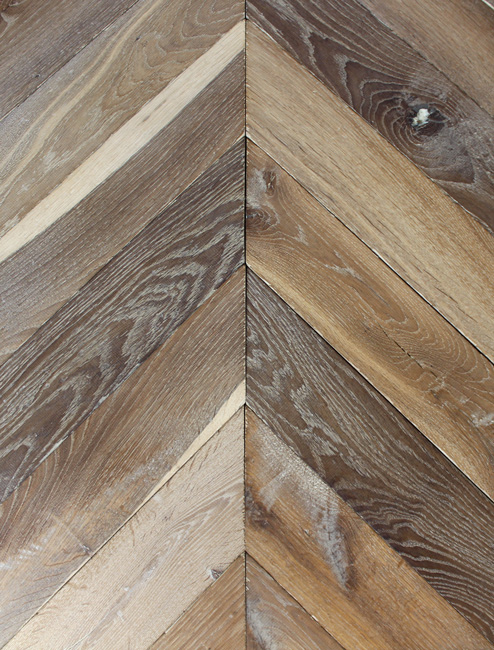 Rover's Flooring - Special Design Floors - Planed Oak Chevron detailed