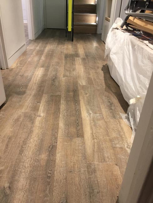 portfolio-smooth-floors-amtico-wood-plank-installation-02