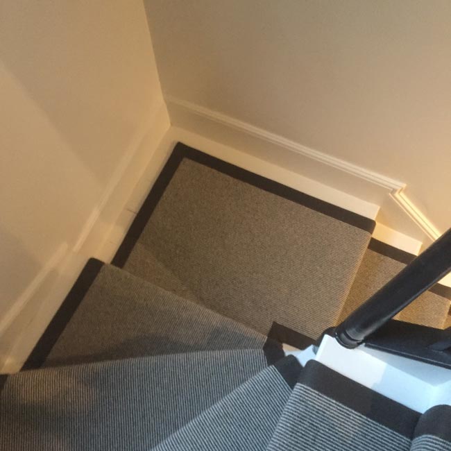 portfolio-carpets-grey-flatweave-with-black-border-10