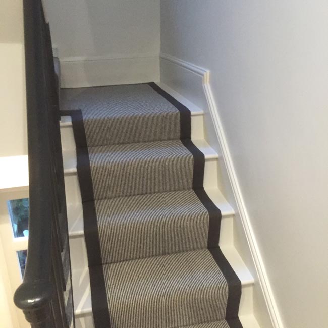 portfolio-carpets-grey-flatweave-with-black-border-13