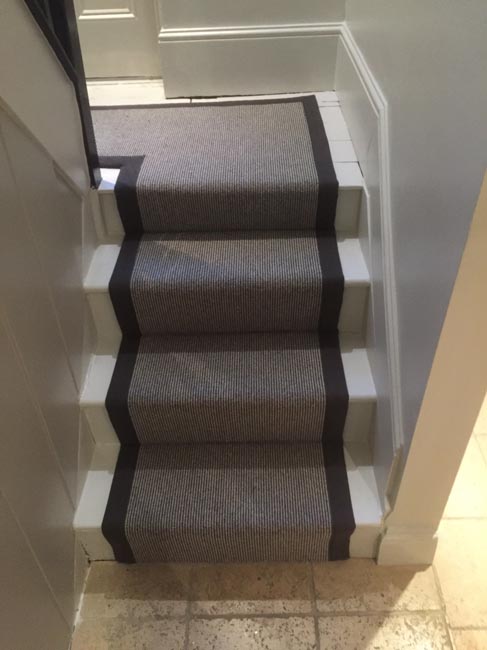 portfolio-carpets-grey-flatweave-with-black-border-18