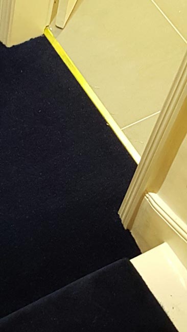 portfolio-carpets-dark-blue-carpet-stairs-and-landings-07