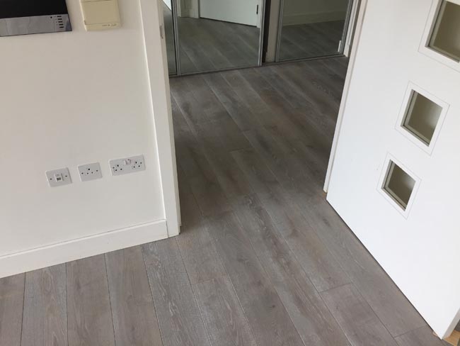 portfolio-hardwood-flooring-grey-wood-installation-06