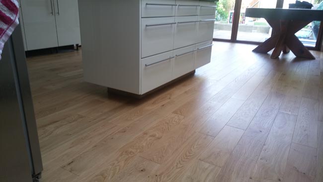 portfolio-hardwood-oak-flooring-in-premises-04