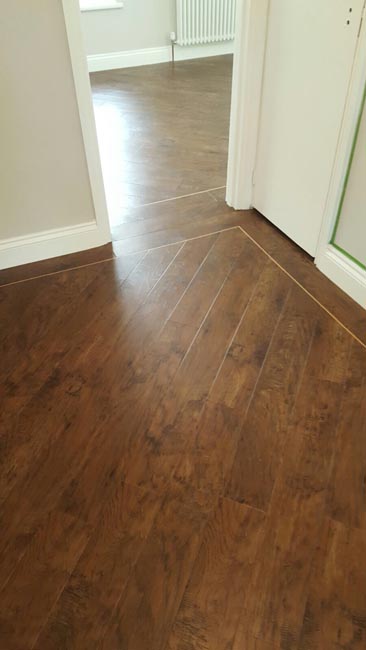 portfolio-smooth-floors-karndean-wood-style-with-border-01