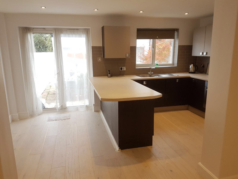 x20170811_063046831_iOS