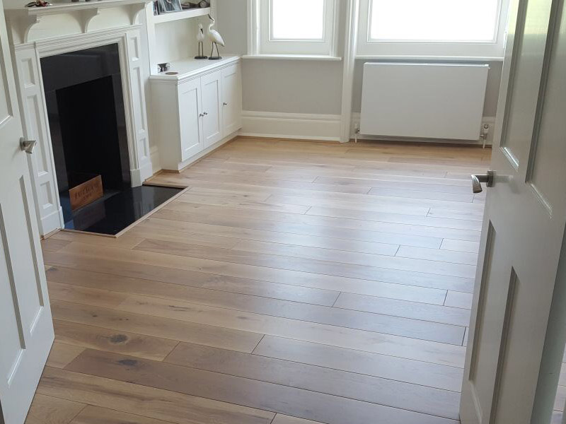 Amtico Straight Plank Installation Vinyl Flooring - Amtico Flooring - Carpet - Wood Flooring
