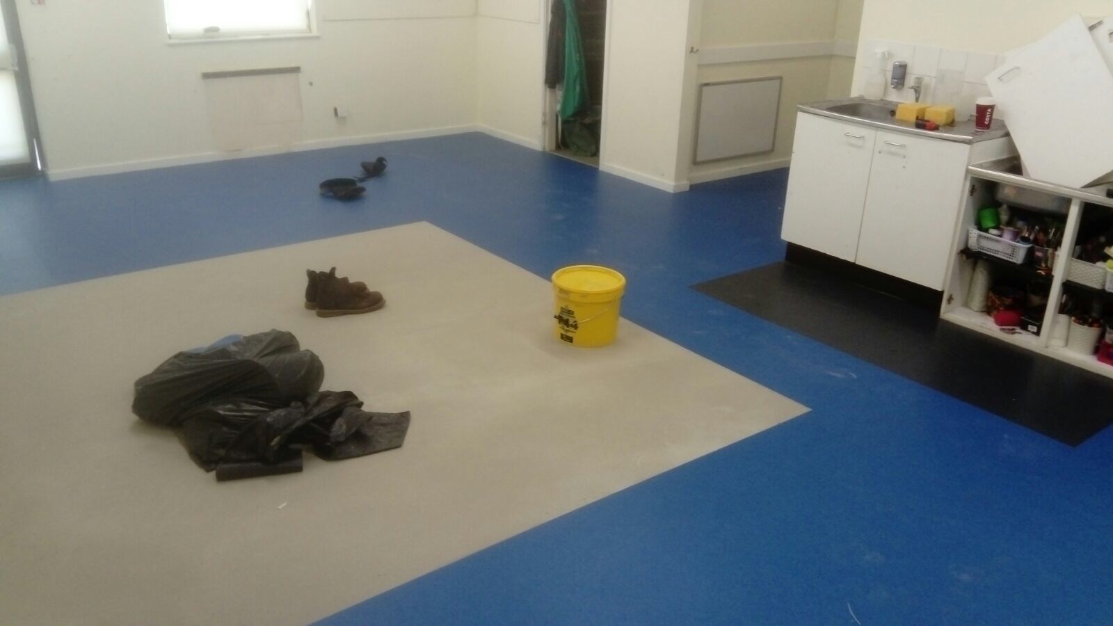 portfolio-linoleum-flooring-installation-to-areas-10