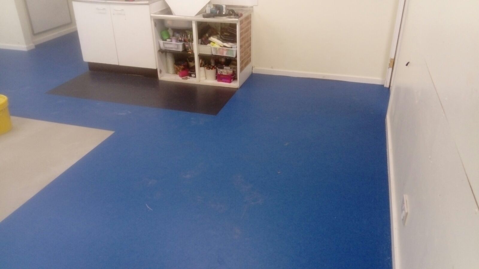 portfolio-linoleum-flooring-installation-to-areas-11