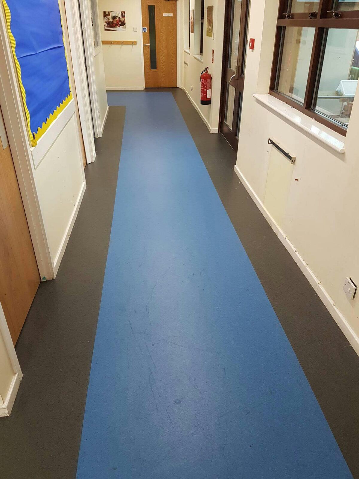 portfolio-linoleum-flooring-installation-to-areas-8