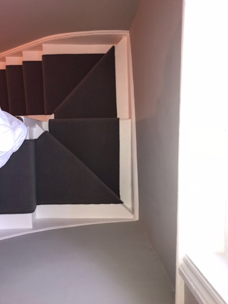 PORTFOLIO - BROWN STAIR CARPET RUNNER (2)