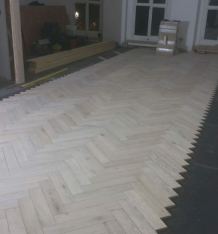 PORTFOLIO - SAADI HOMES WOOD HERRINGBONE INSTALLATION (4)