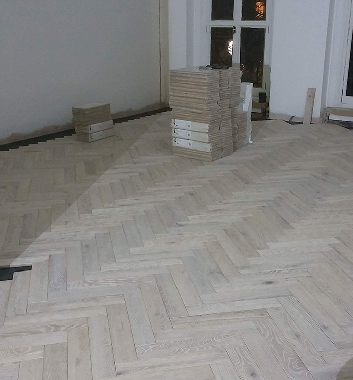 PORTFOLIO - SAADI HOMES WOOD HERRINGBONE INSTALLATION (6)