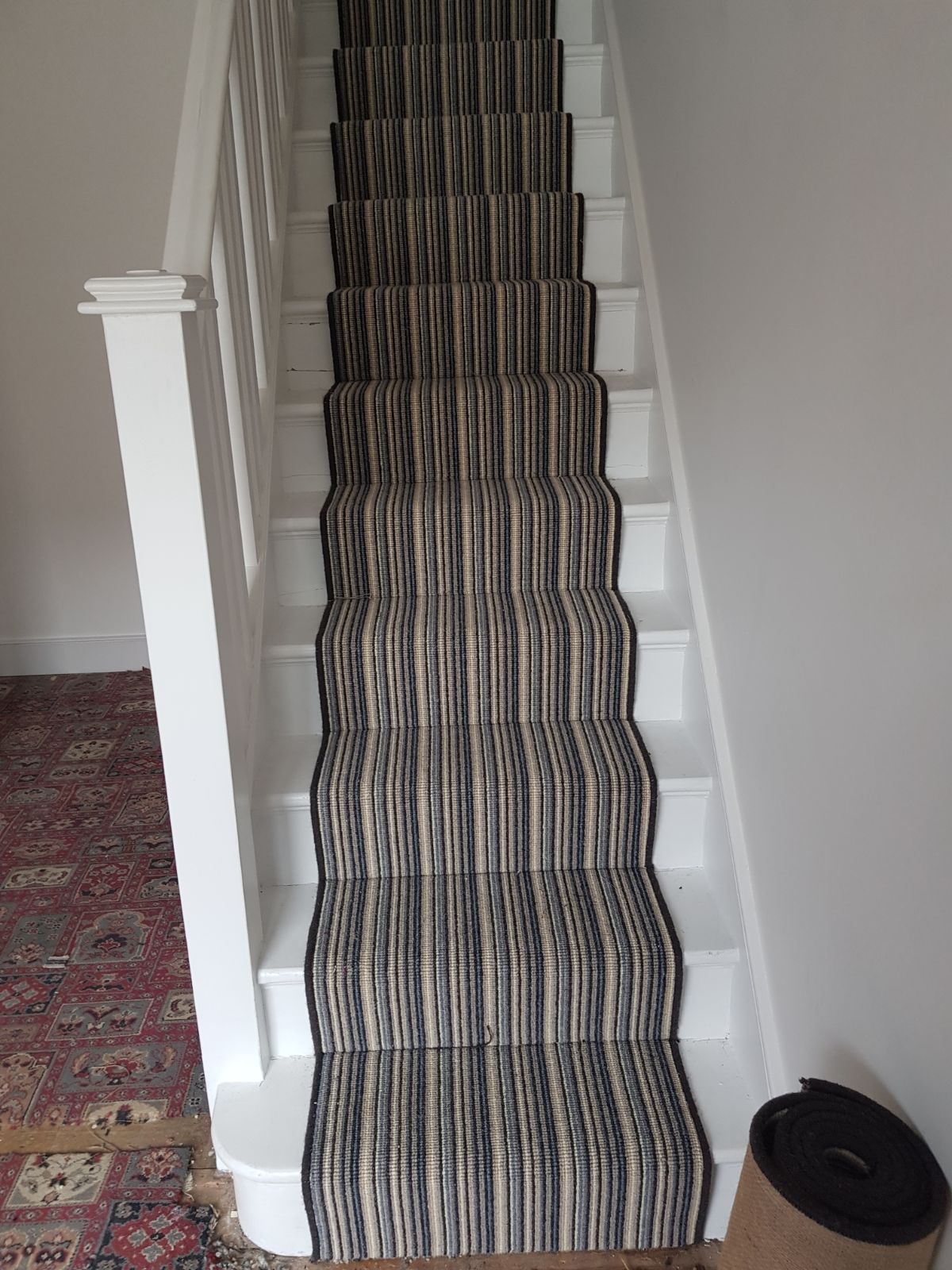 PORTFOLIO - CARPET STAIRS WITH STRIPES (3)