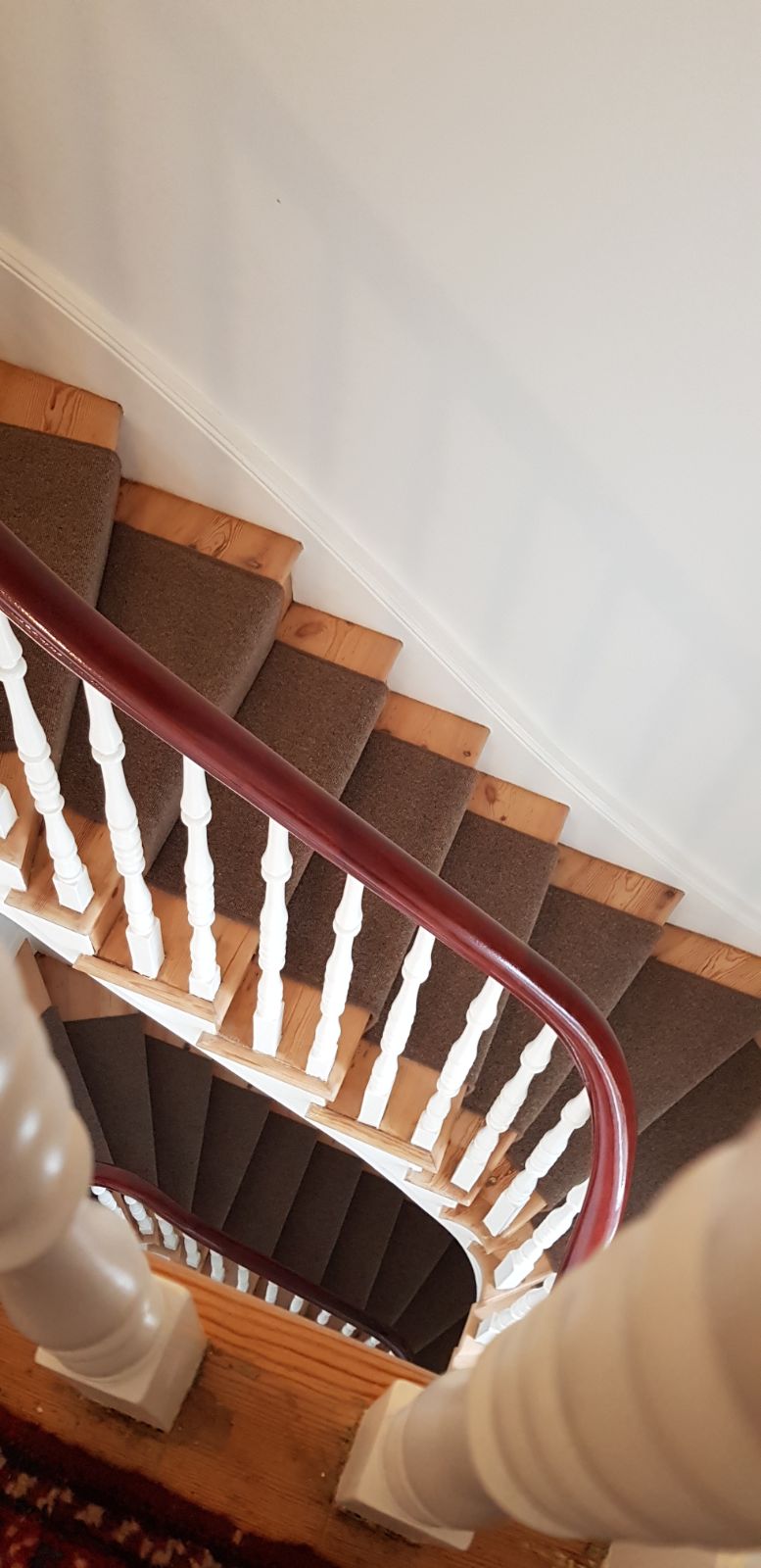 portfolio carpets BROWN CARPET RUNNER TO STAIRS (3)