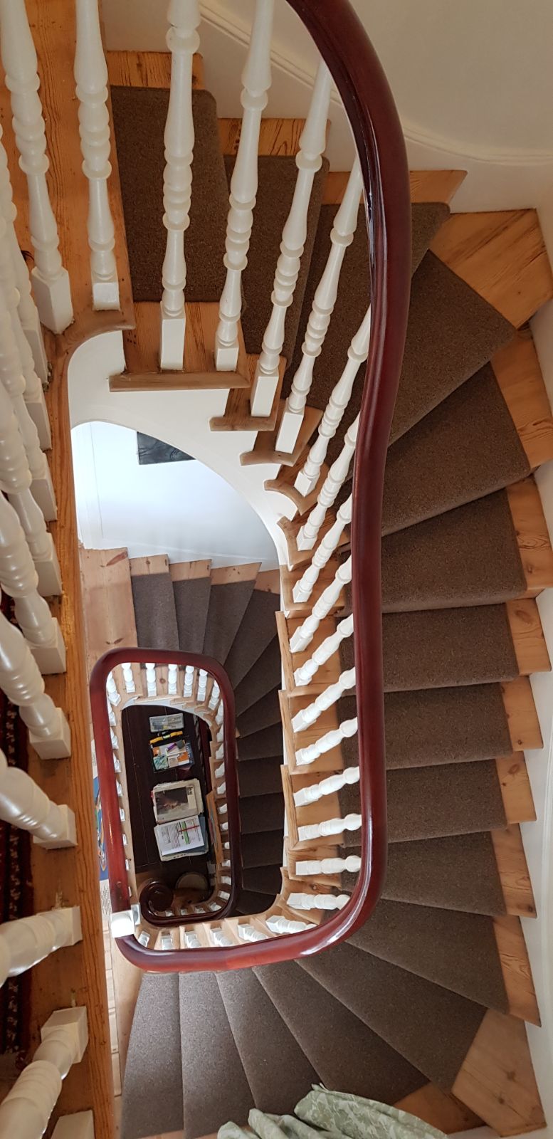 portfolio carpets BROWN CARPET RUNNER TO STAIRS (4)