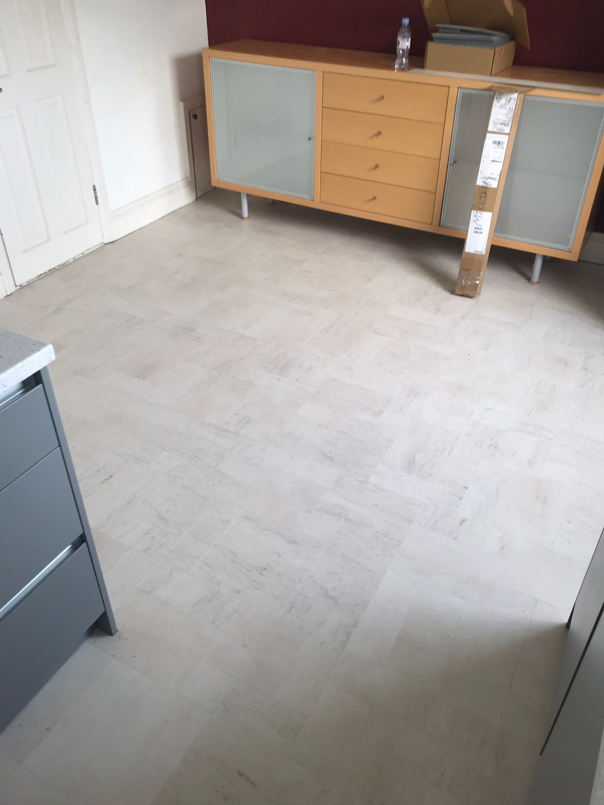 portfolio smooth floors amtico-honed-limestone-Natura-installation-clapham (3)