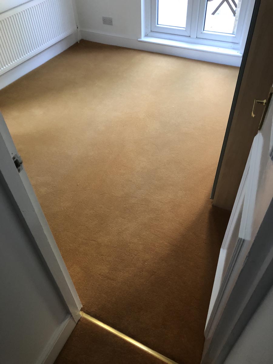 portfolio smooth floors marmoleum-flooring-installation-st-johns-wood (1)
