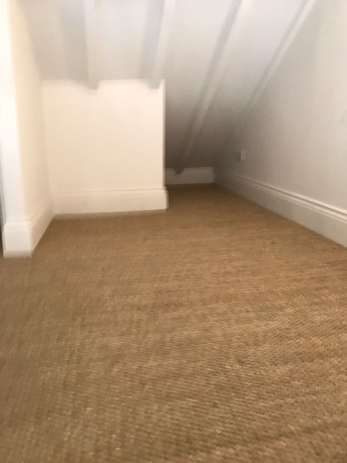 portfolio carpets Crucial Trading Sisal Carpet Installation in Croydon (4)