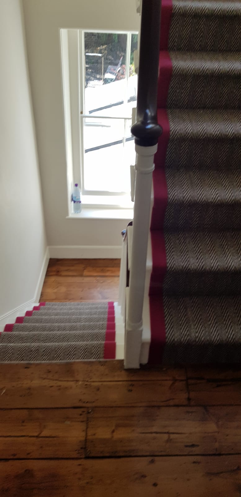 portfolio sisal-carpet-with-red-binding-southwark (6)