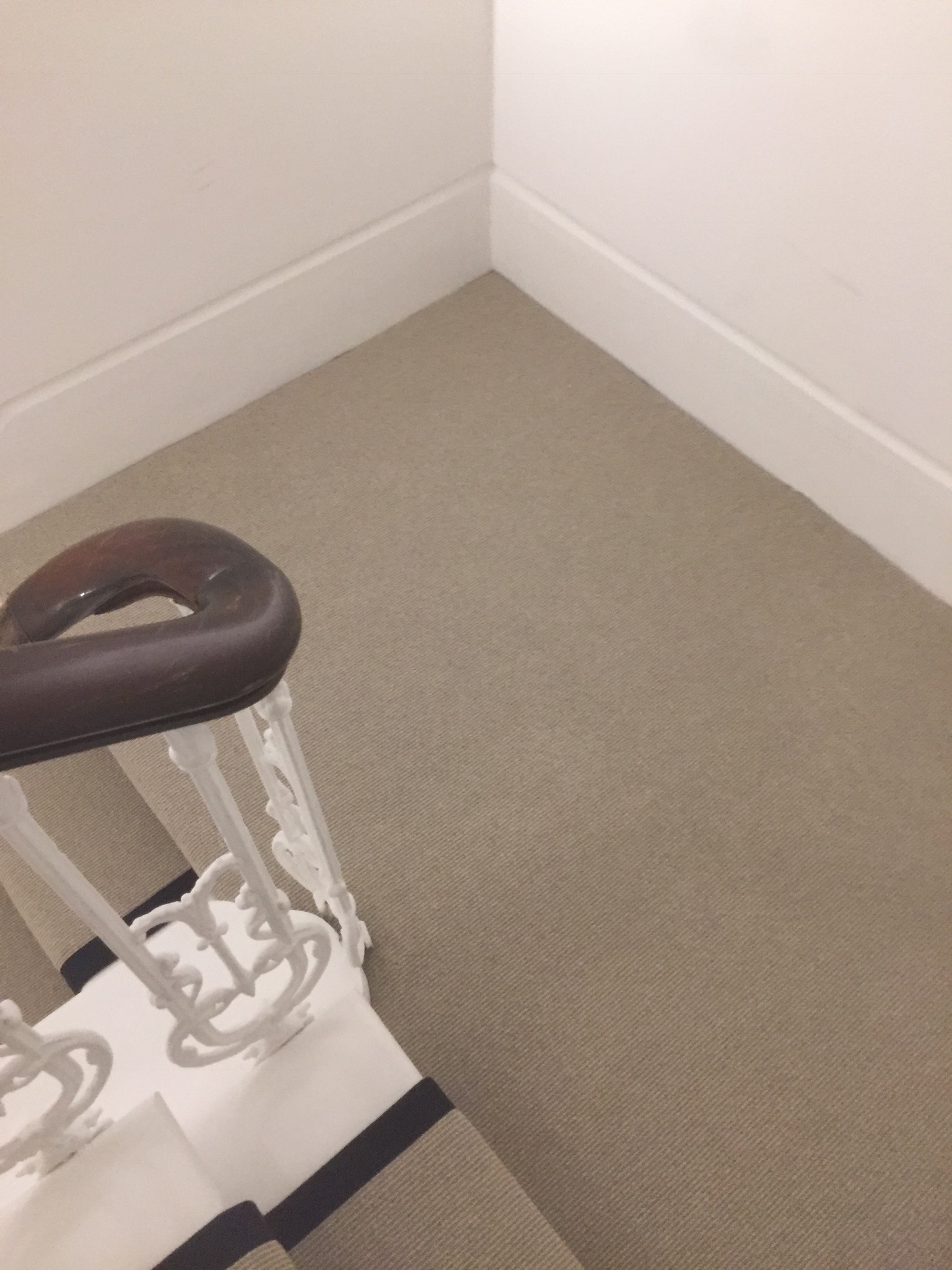 portfolio Carpet Runner With Black Binding Installed In Clerkenwell (11)