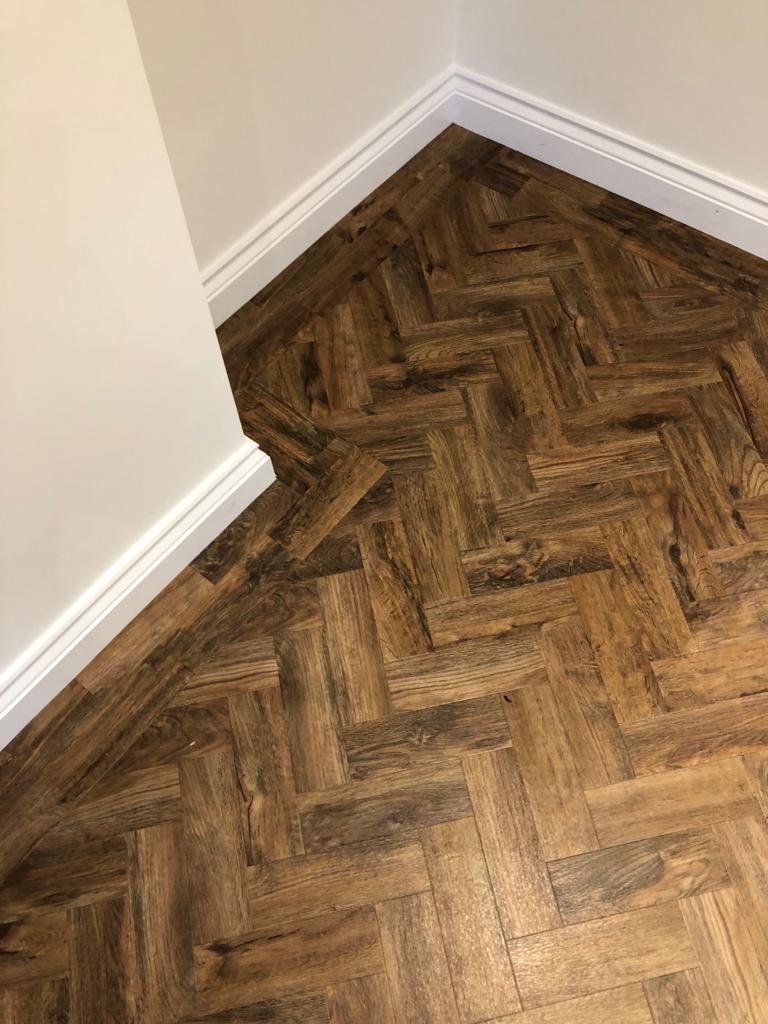 portfolio smooth floors AMTICO WOOD HERRINGBONE JOB (3)
