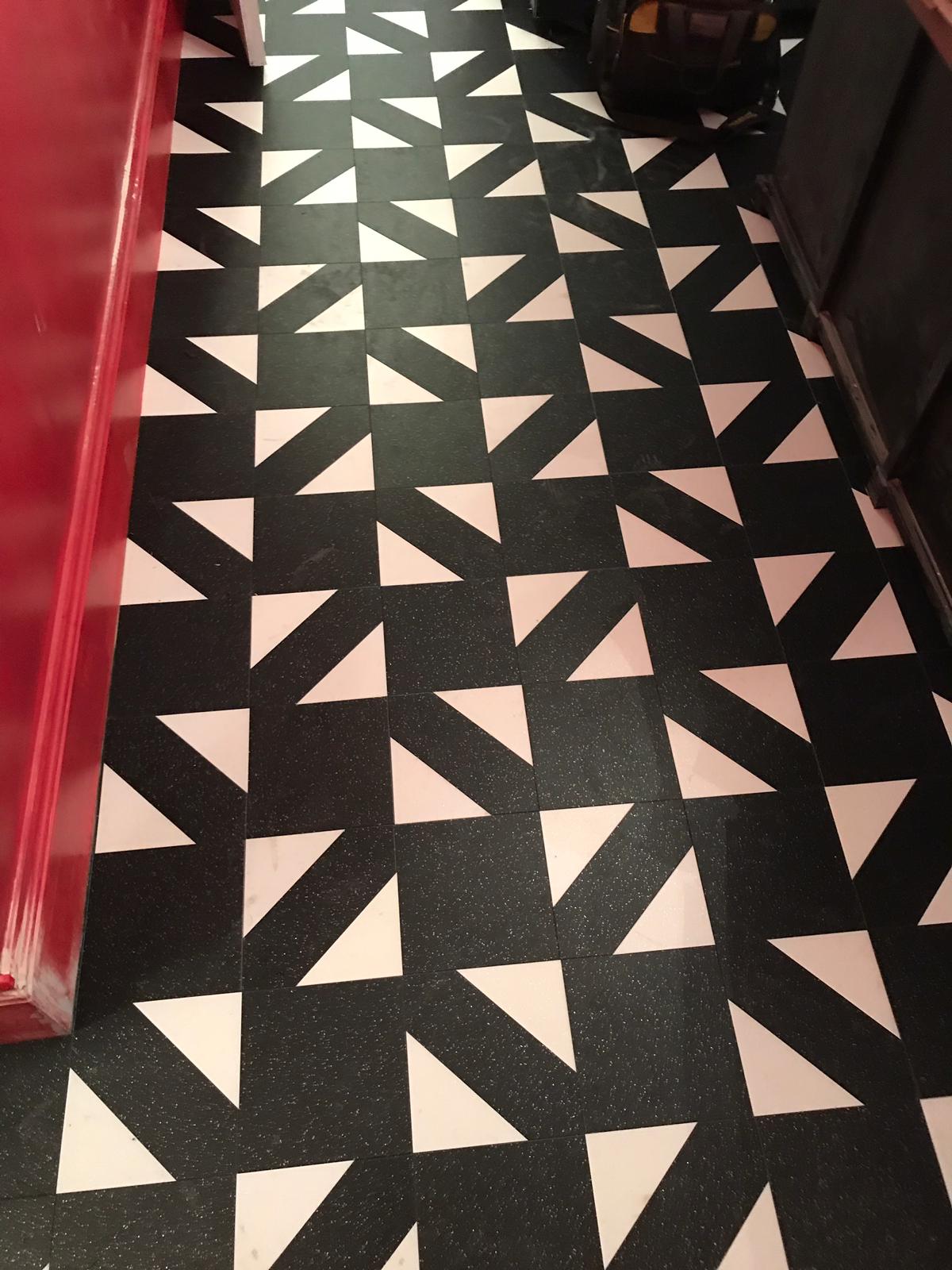 portfolio smooth floors amtico-signature-installation-ealing (4)