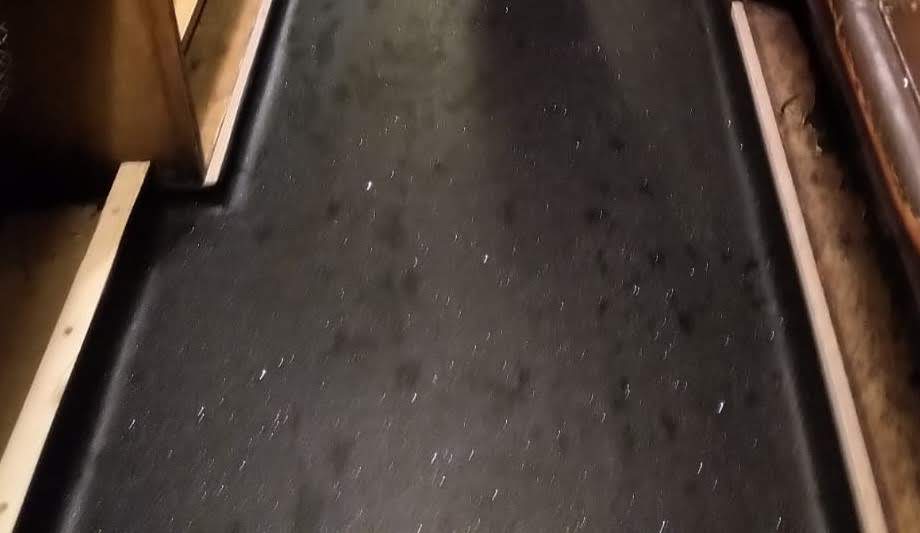 TFG SF1543 (The Elephant's Head, Camden High Street, NW1 8QR)