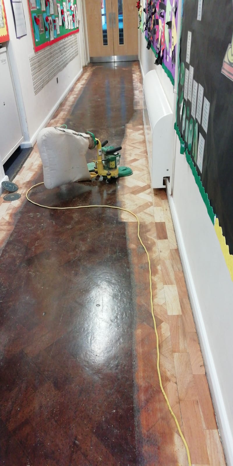 commercial-portfolio-the-holy-family-school-addlestone-floor-sanding (6)
