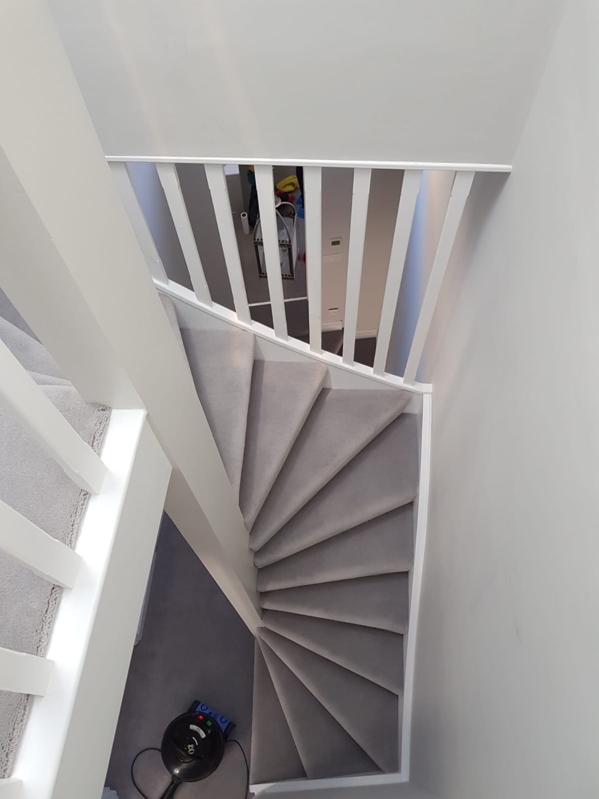 portfolio-grey-close-covered-stairs-balham (4)