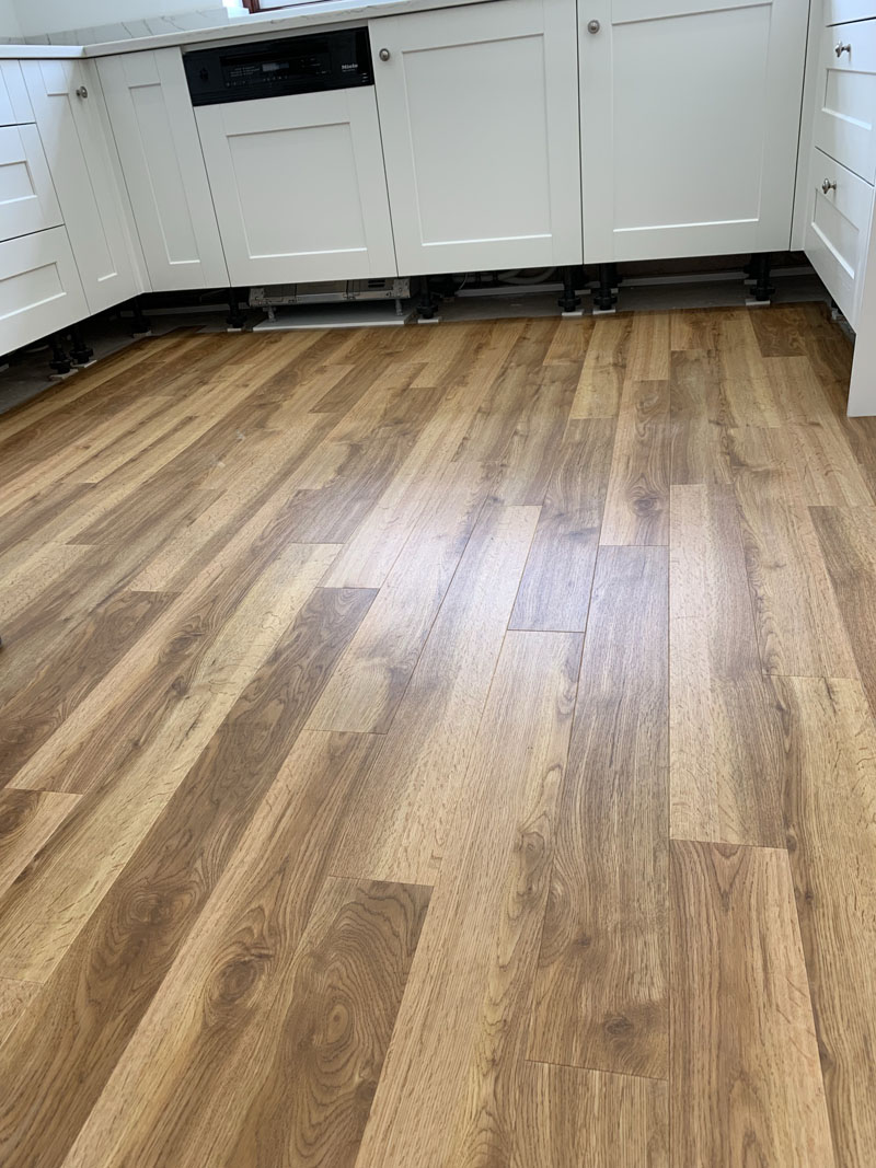 portfolio-smooth-floors-amtico-classic-oak-installation-raynes-park (2)