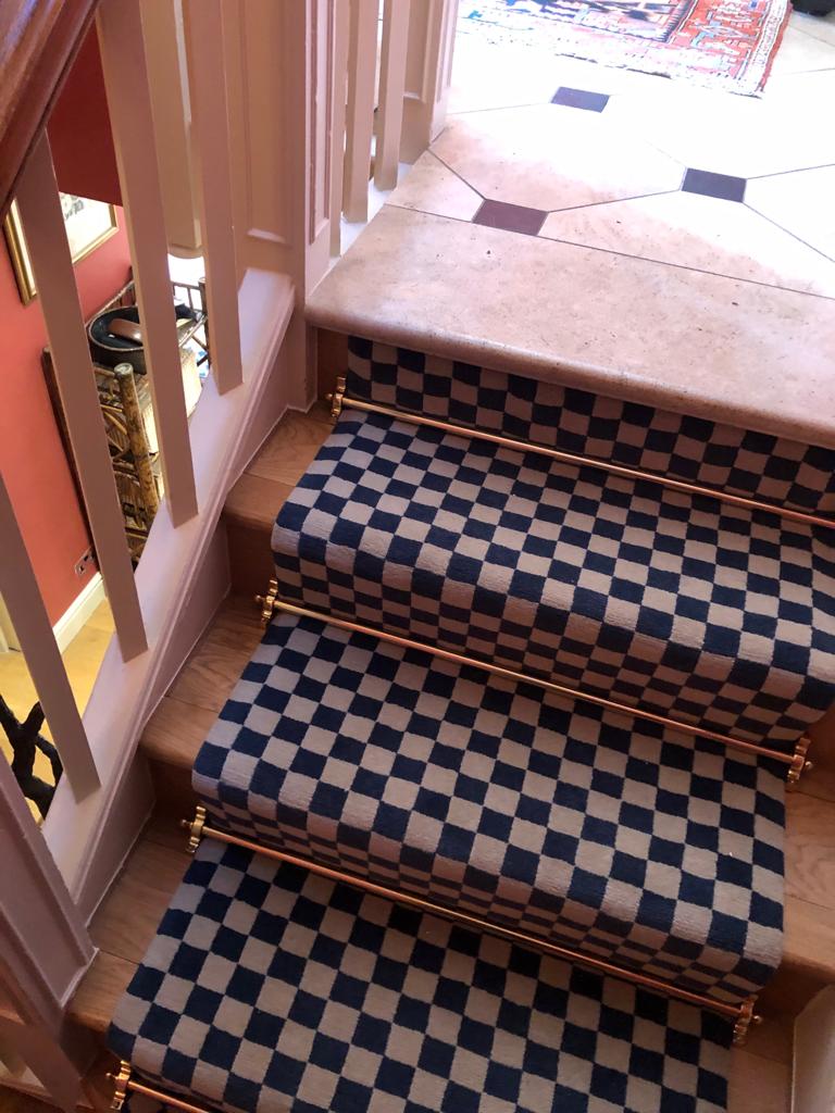 portfolio projects black-and-white-carpet-installation-balham (10)