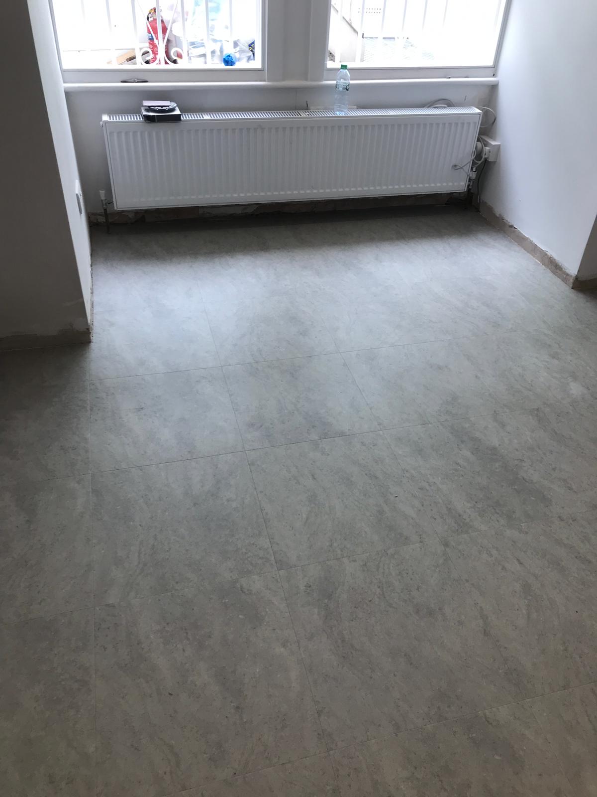 portfolio-smooth-floors-amtico-signature-stria-ash-installation-croydon (10)