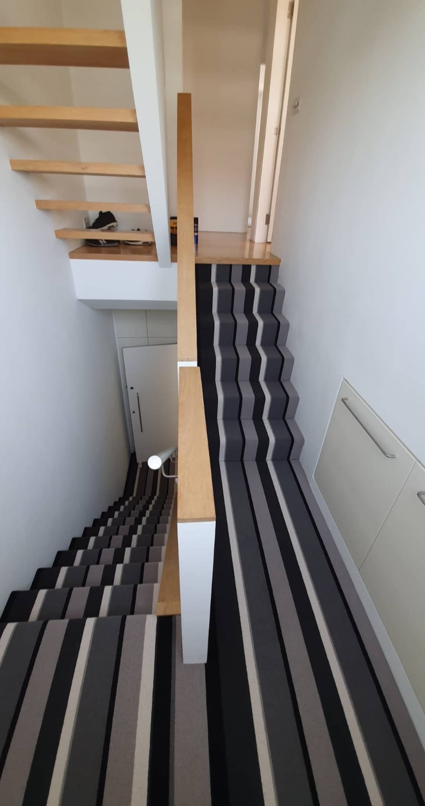 portfolio-carpets-crucial-trading-wool-audrey-nightfall-carpet-wandsworth (2)