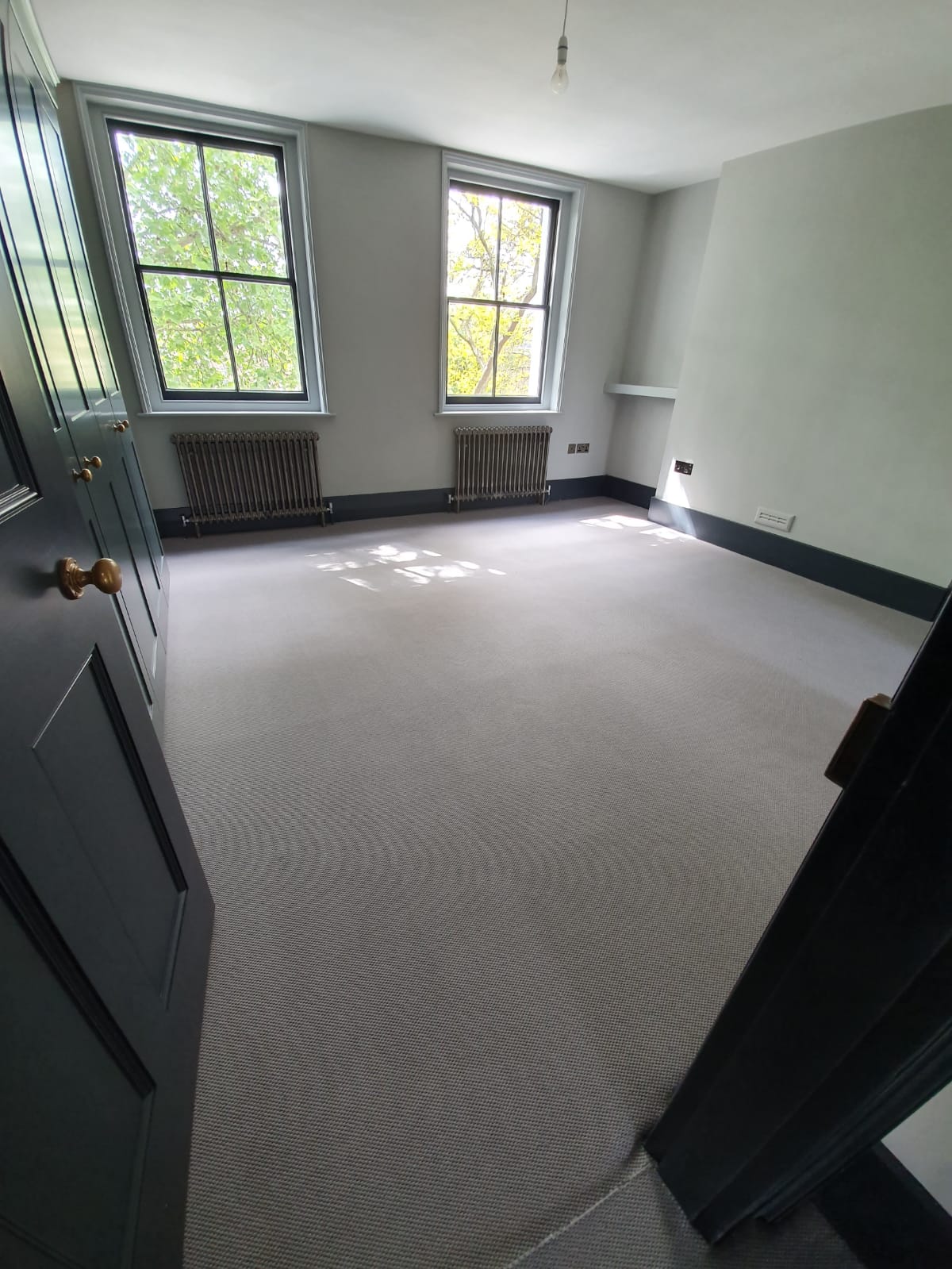portfolio-supply-install-grey-wool-carpet-earls-court (3)
