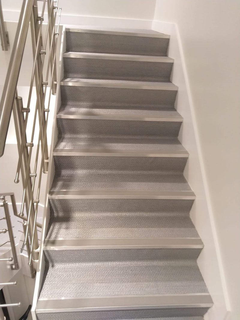 Car Showroom, Great West Road, TW8 9BW