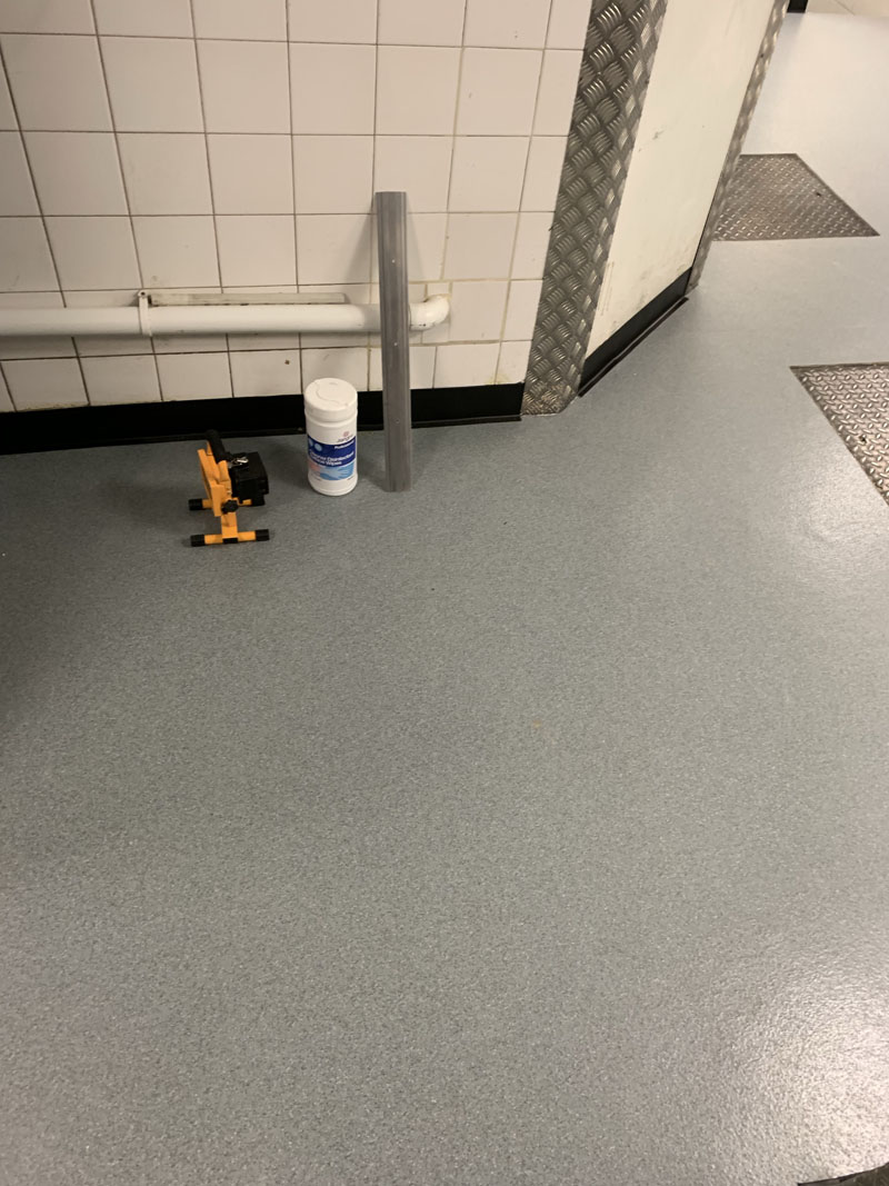 portfolio-commercial-novikov-restaurant-polyflor-vinyl-flooring (2)