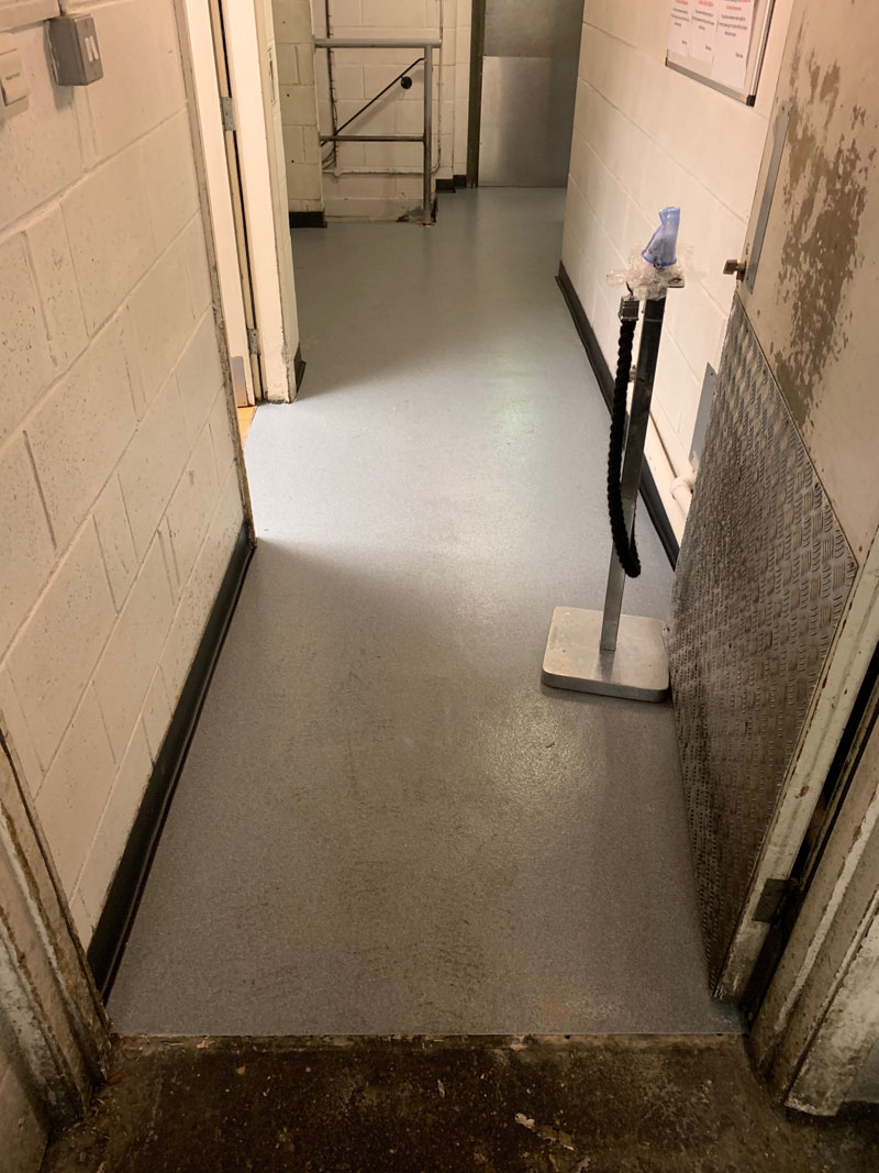 portfolio-commercial-novikov-restaurant-polyflor-vinyl-flooring (4)