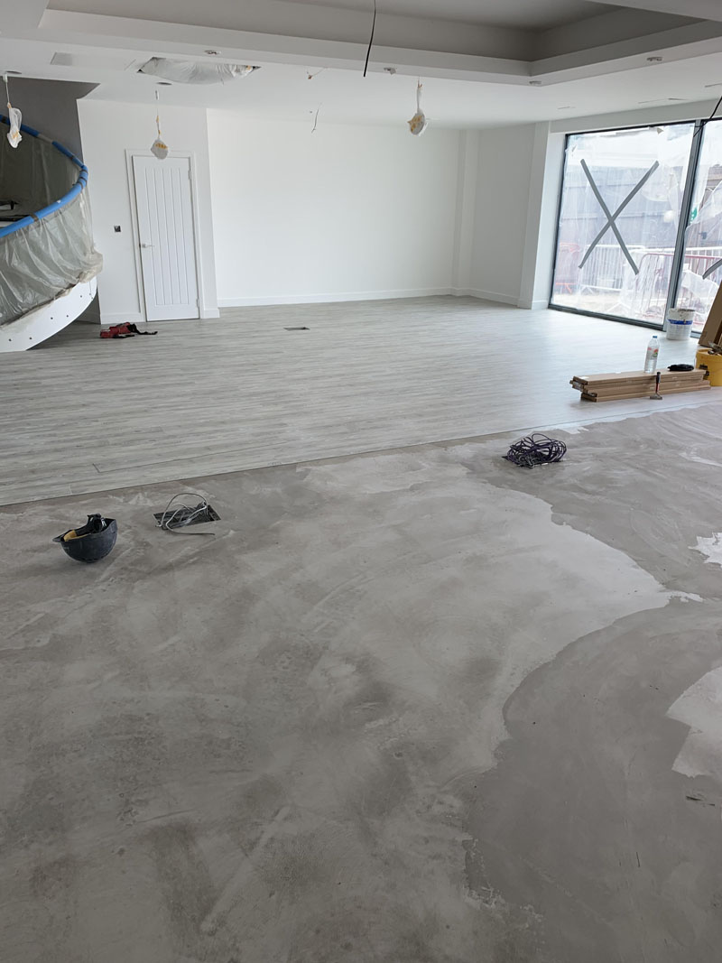 portfolio-commercial-taylor-wimpy-amtico-spacia-installation (13)