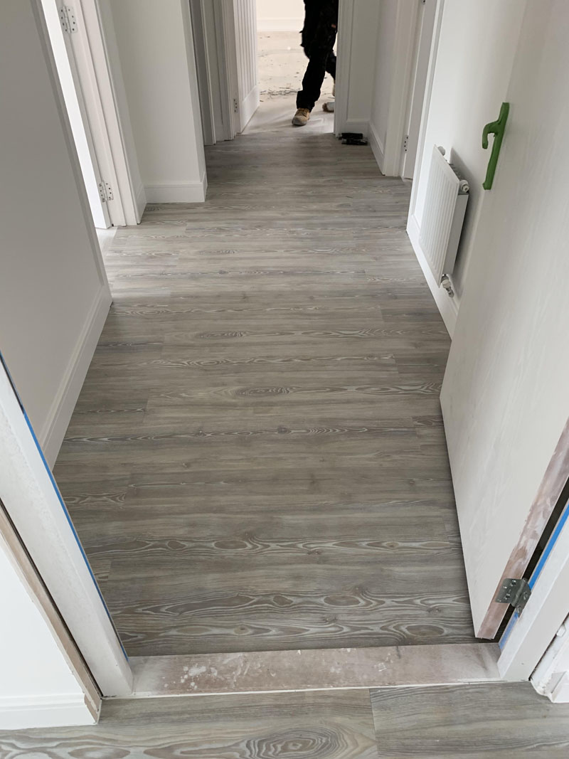 portfolio-commercial-taylor-wimpy-amtico-spacia-installation (26)