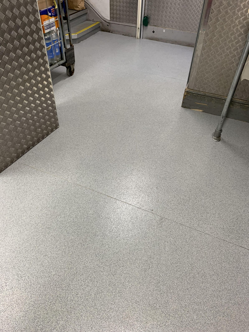 portfolio-commercial-the-co-operative-bromley-polyflor-and-amtico-flooring (8)